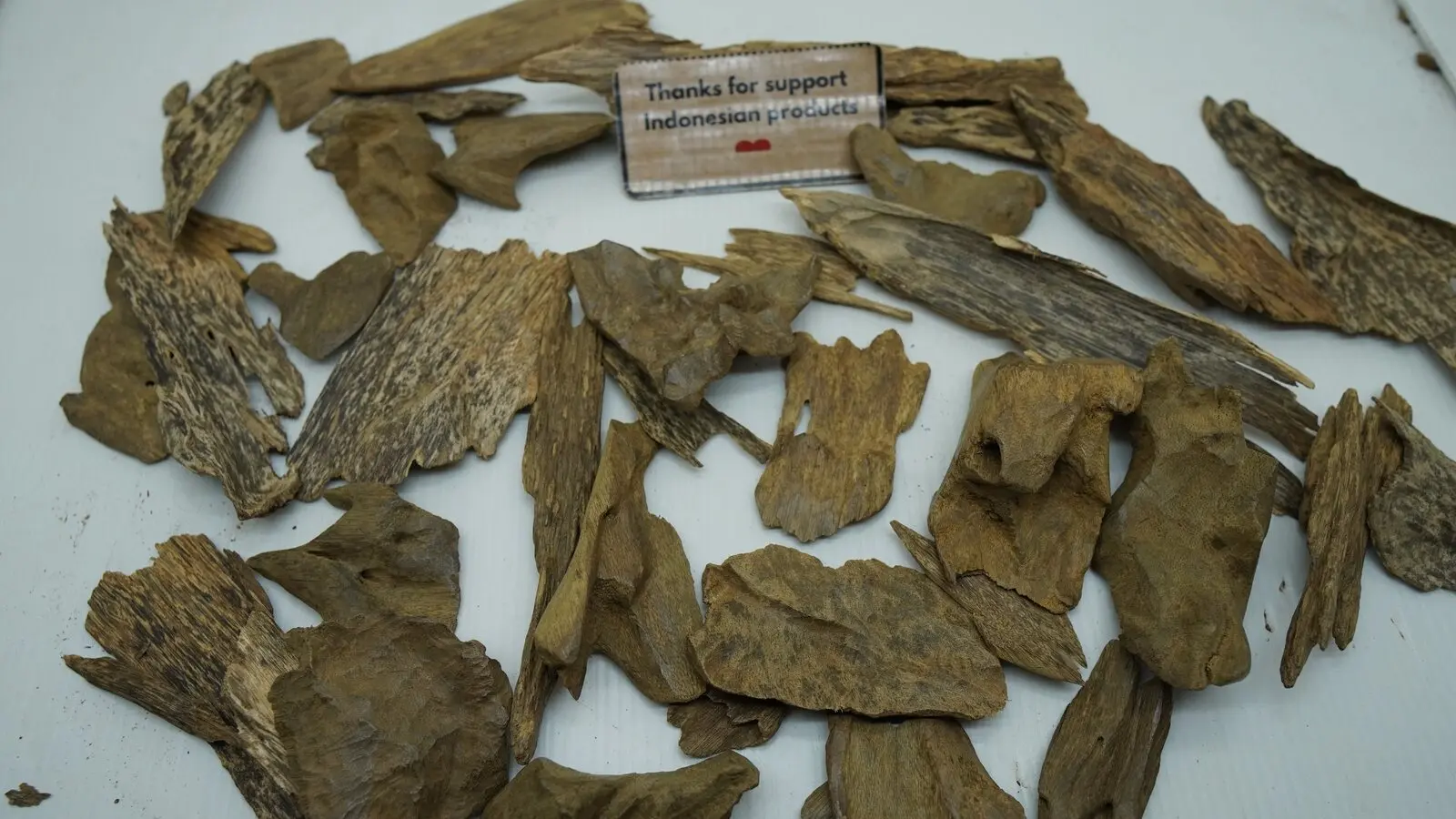 High Double Maroki Indonesian agarwood from Papua - Merauke