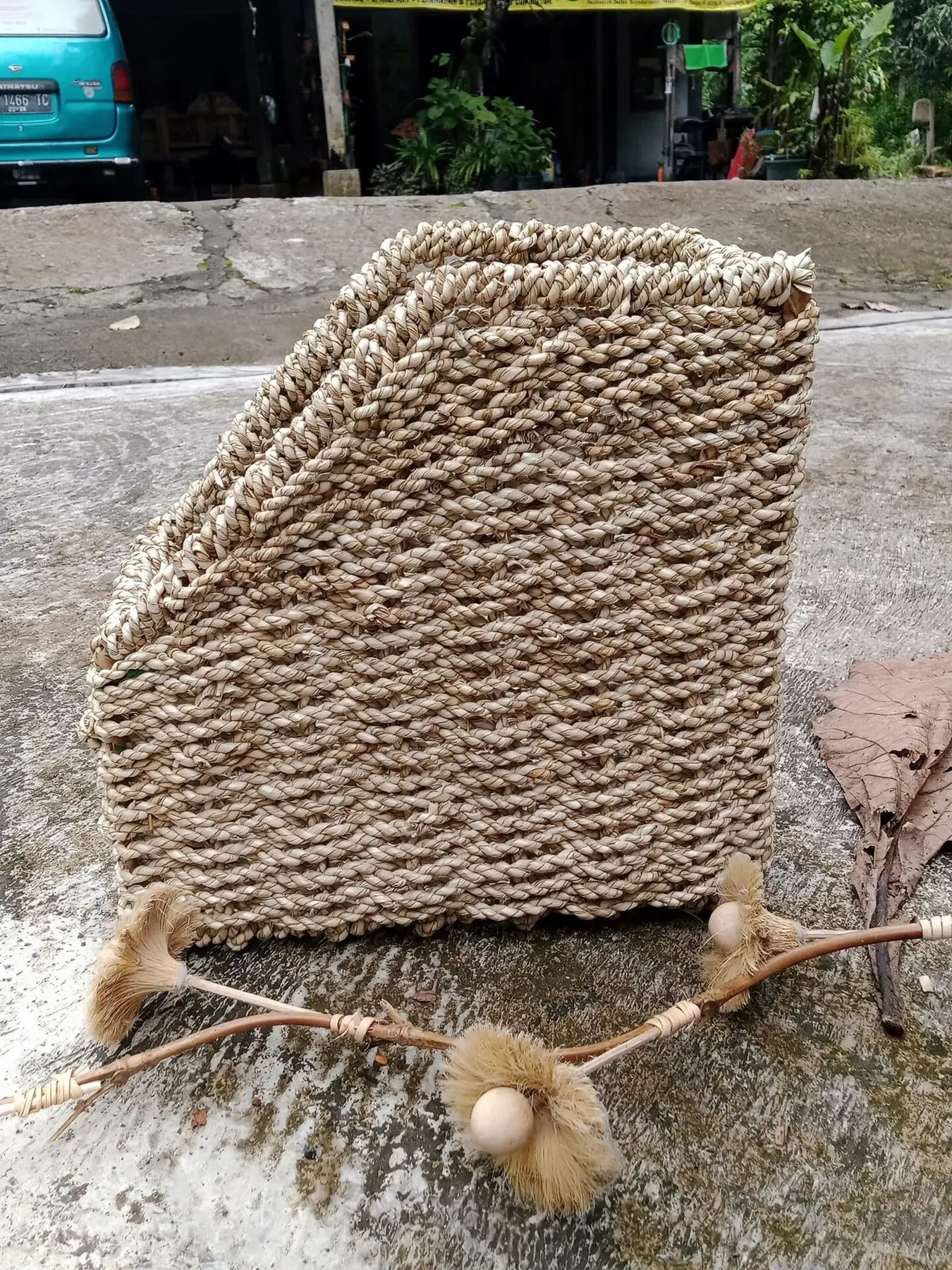 Natural Woven Storage & Table Accessories verified product photo 1