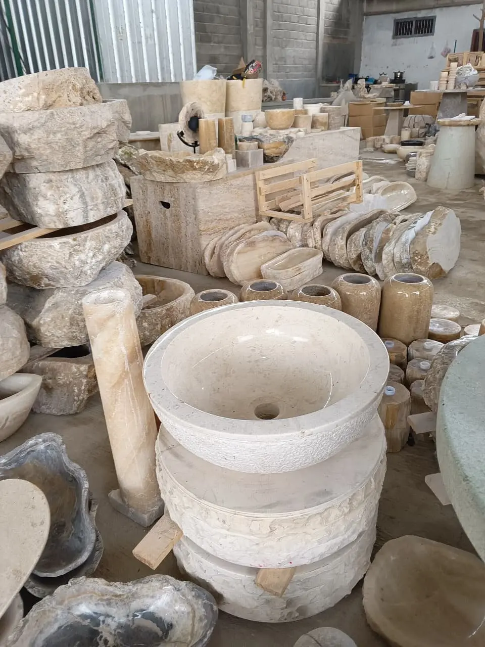 Tulungagung WT01PH Cream Natural Stone Basins verified product photo 1